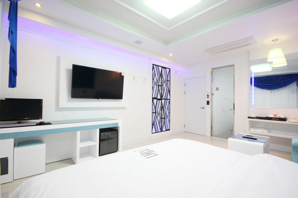 Dome Hotel Gwangju Metropolitan City Exterior photo