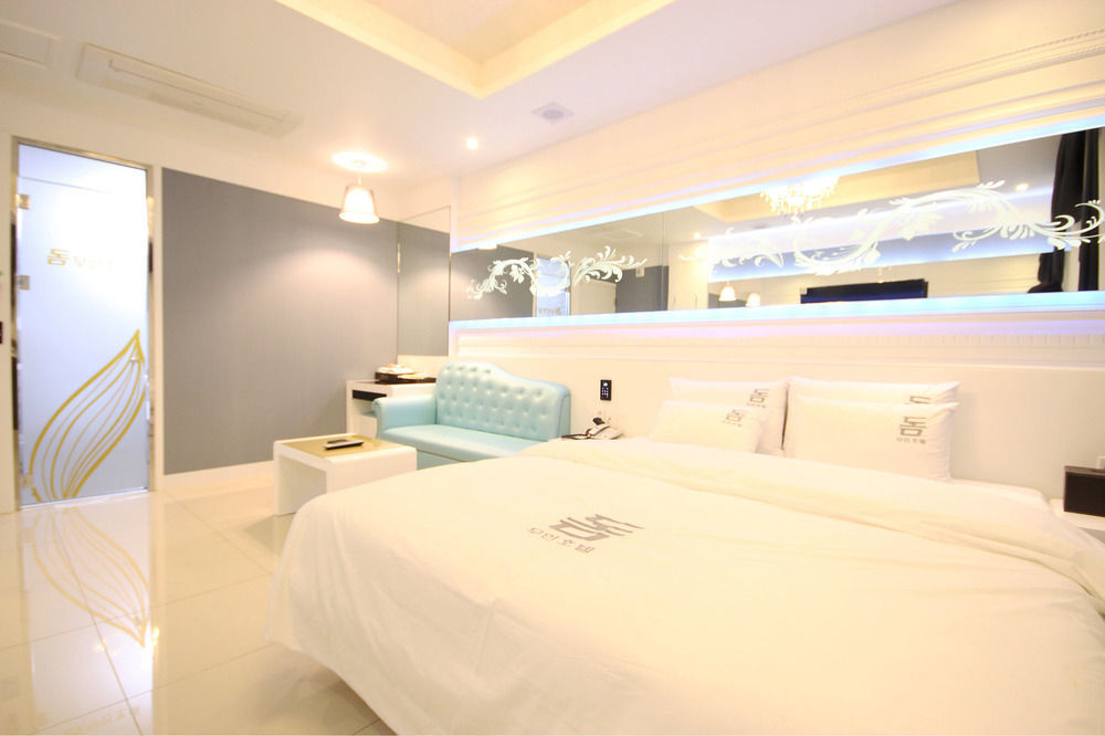 Dome Hotel Gwangju Metropolitan City Exterior photo