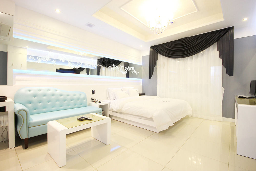 Dome Hotel Gwangju Metropolitan City Exterior photo