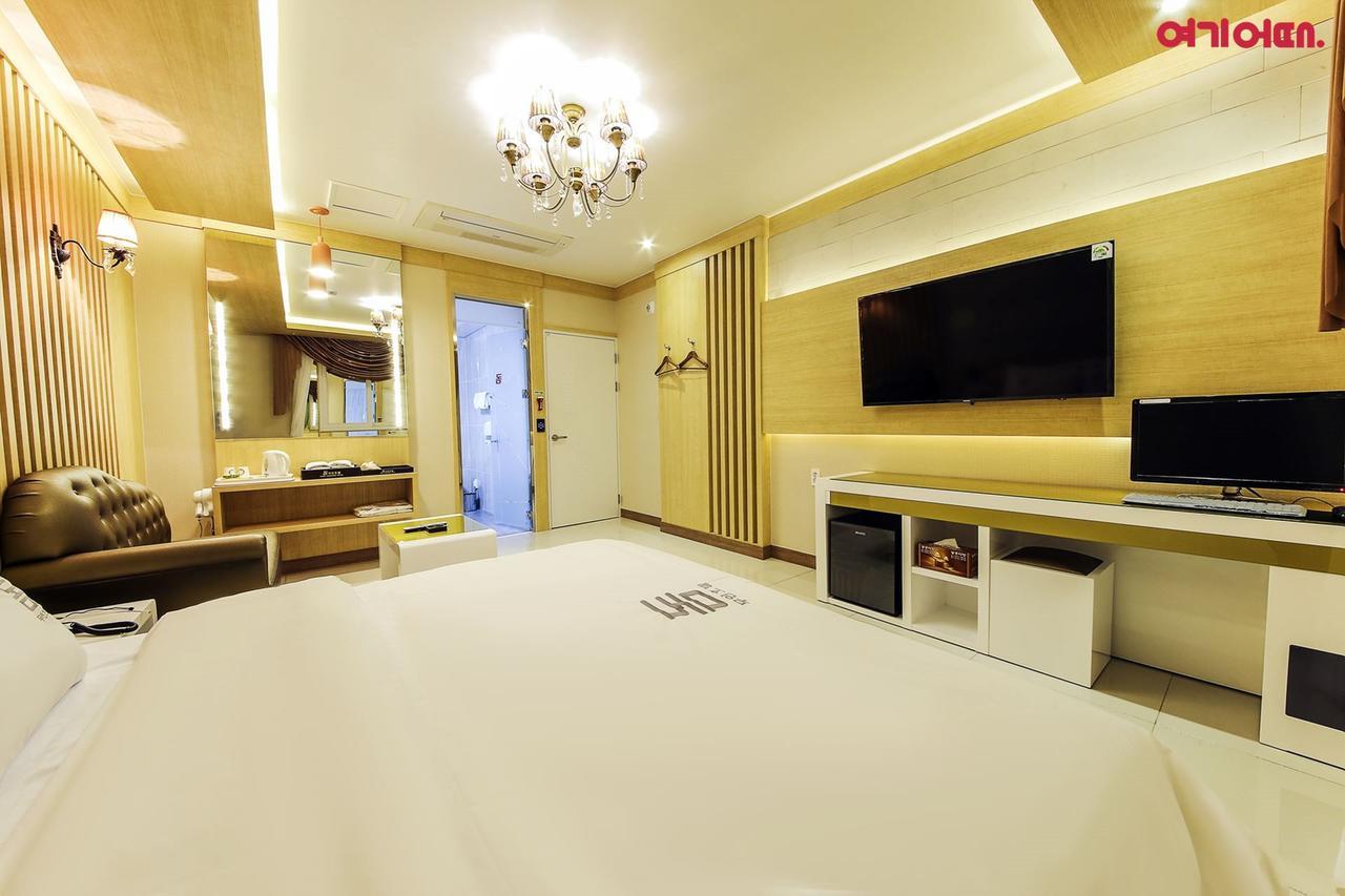 Dome Hotel Gwangju Metropolitan City Exterior photo
