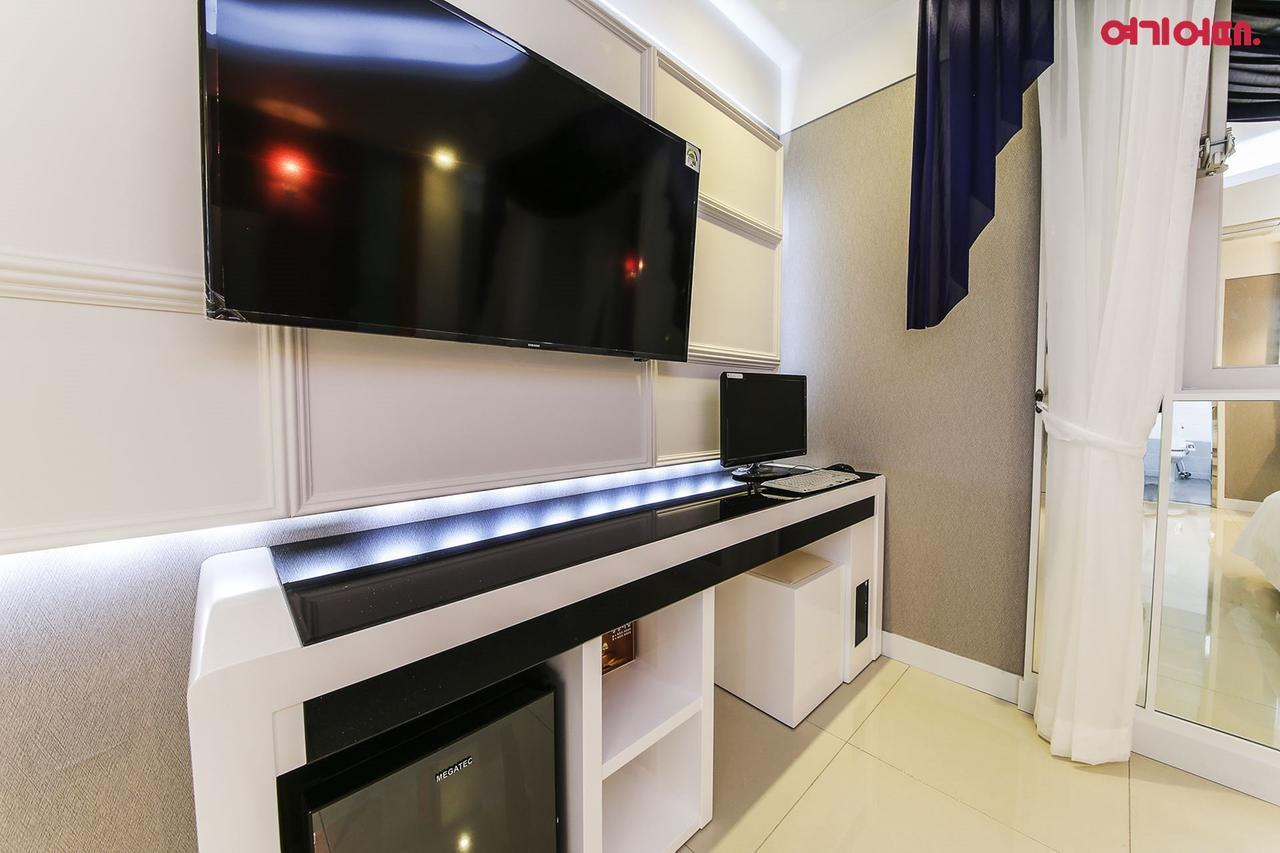 Dome Hotel Gwangju Metropolitan City Exterior photo